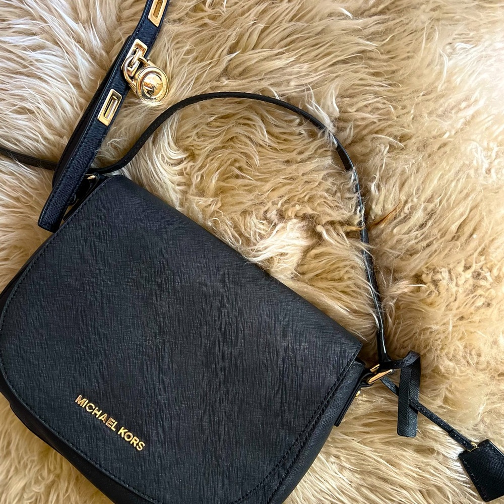 EUC 💼 Michael Kors 🤩 Black 💄 Messenger 💌 Slim 🎀 Crossbody 🖤 Bag ❤️‍🔥